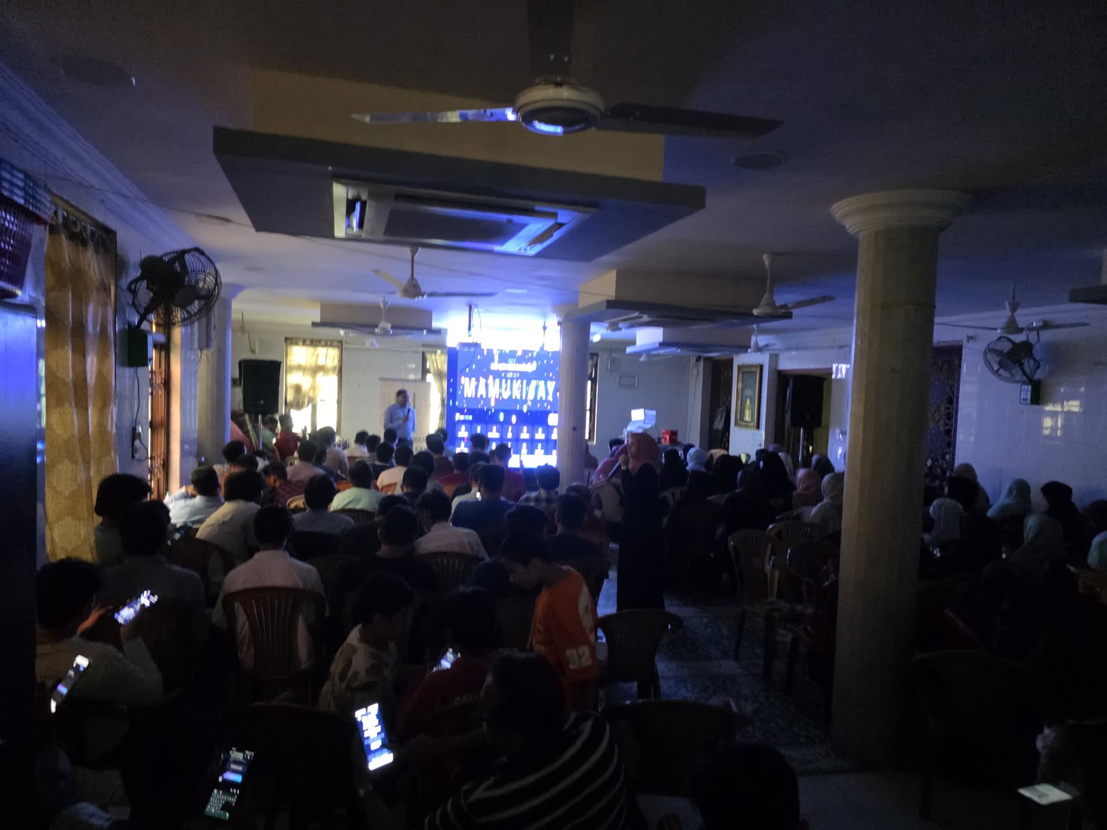A full hall at the Bandra bootcamp